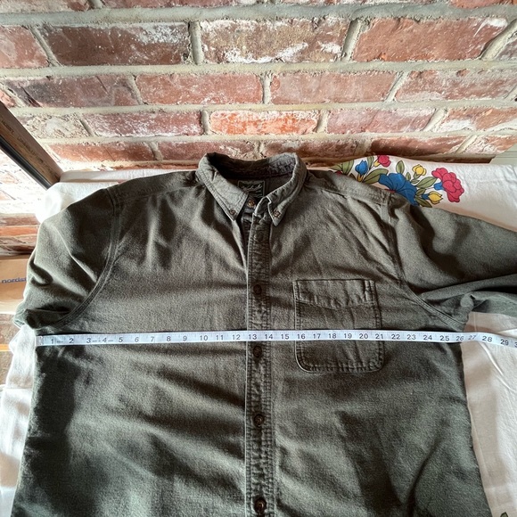 Woolrich Cotton Flannel Button Down XL - Picture 15 of 16